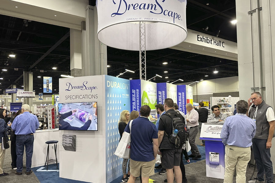 dreamscape-printing-united-booth
